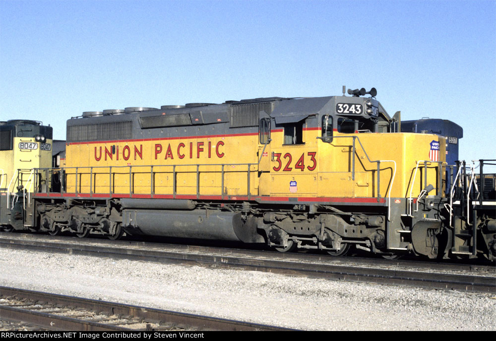 Union Pacific SD40-2 #3243